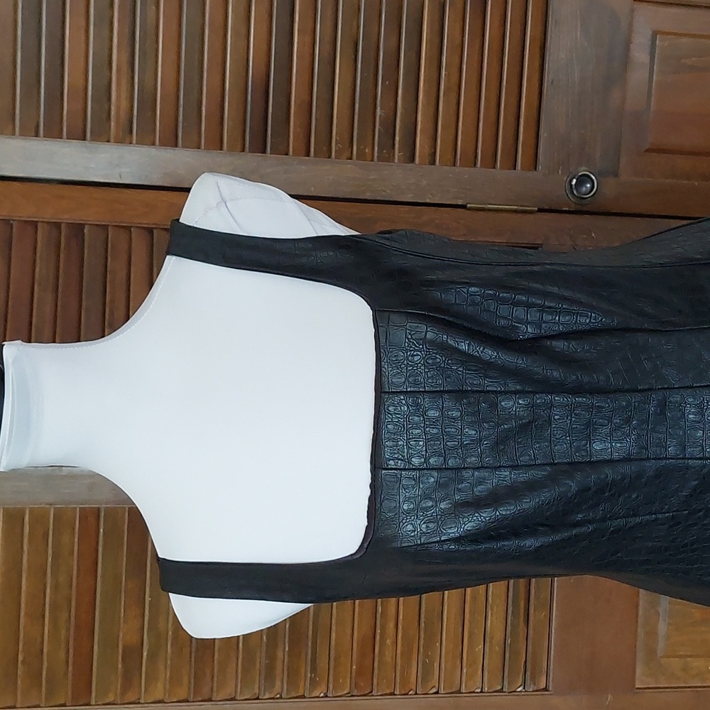 Anthropologie Avec Les Filles Black Faux Leather Midi Dress Sz LP - Picture 9 of 16